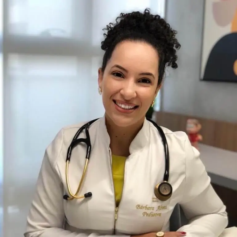 Dra. Bárbara Alves — Pediatra em Natal RN